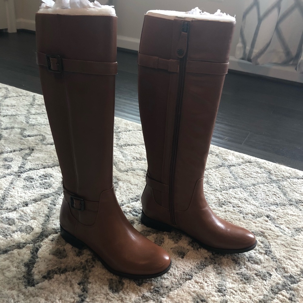 NWOT Isaac Mizrahi cognac brown leather boots